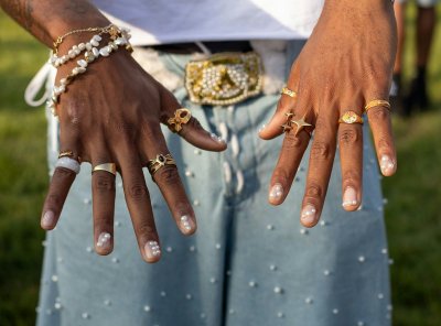 Deze nagelring vervangt stiekem je nagellak